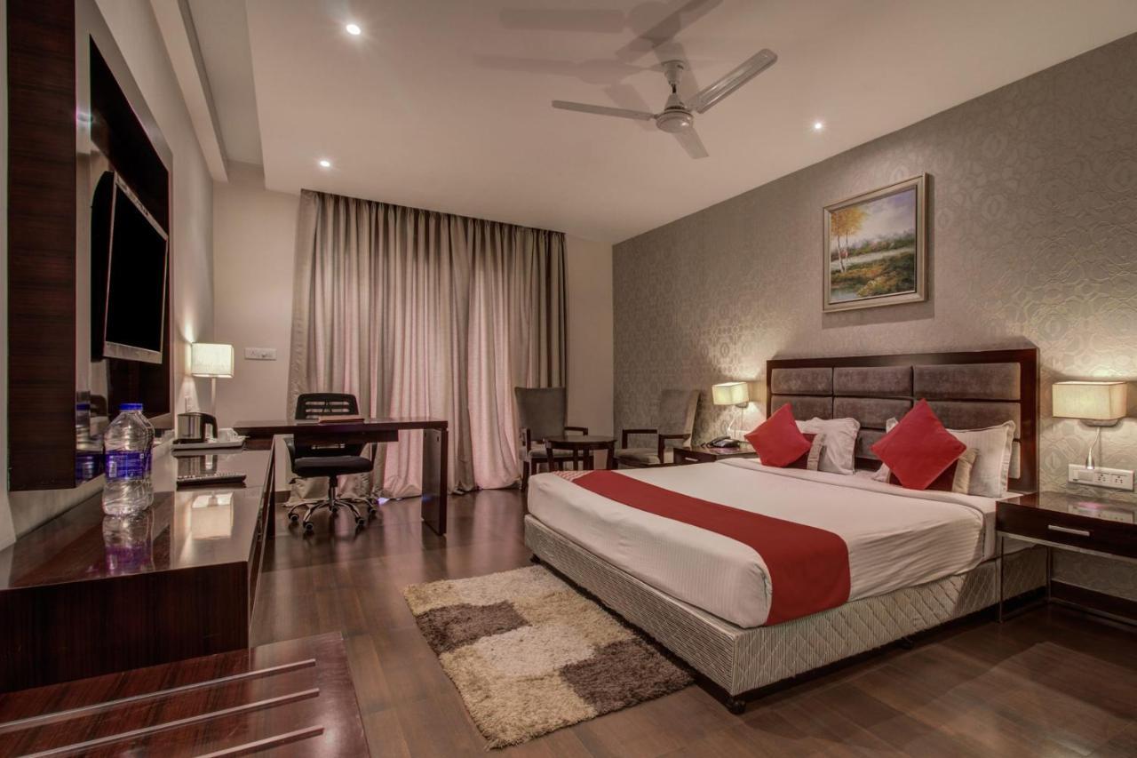 Oyo 3575 The Wave International Hotel Jamshedpur Ngoại thất bức ảnh