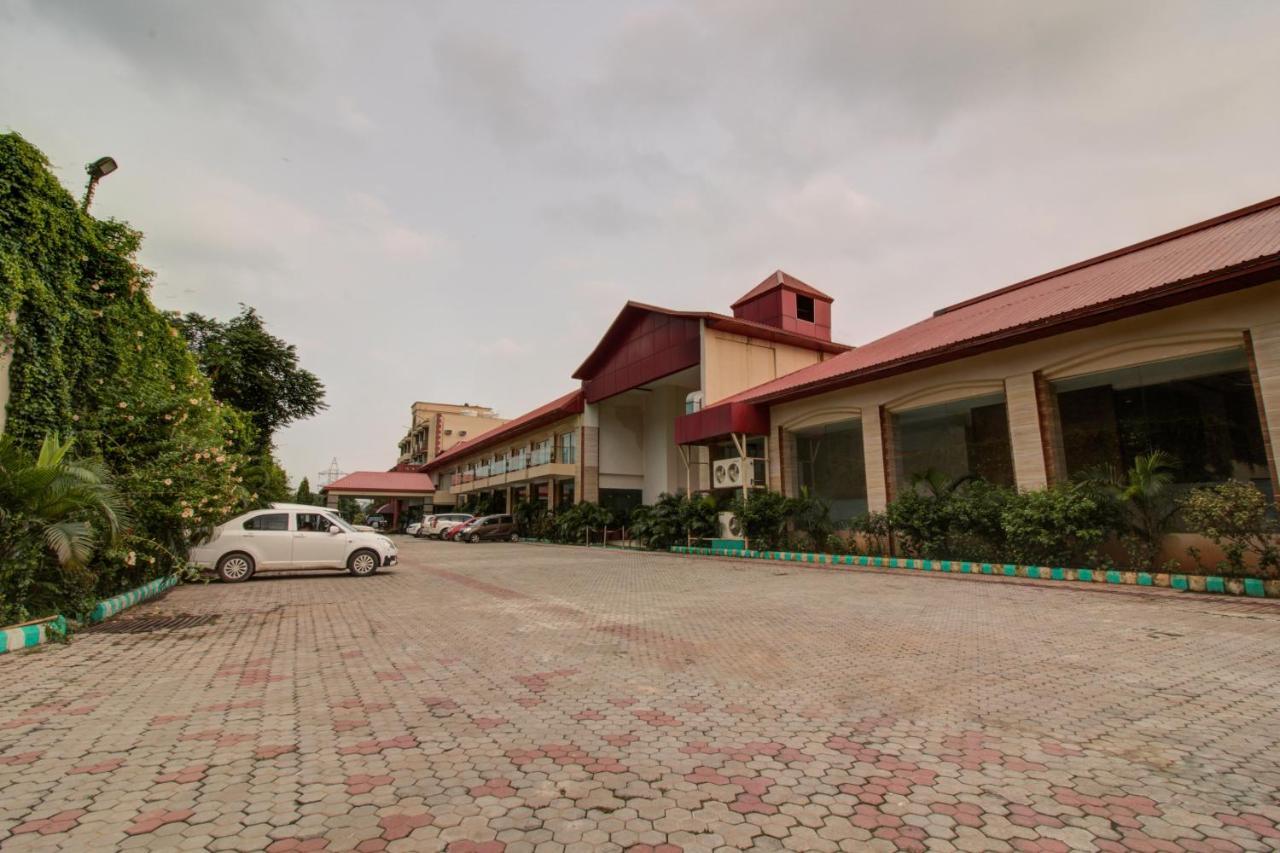 Oyo 3575 The Wave International Hotel Jamshedpur Ngoại thất bức ảnh